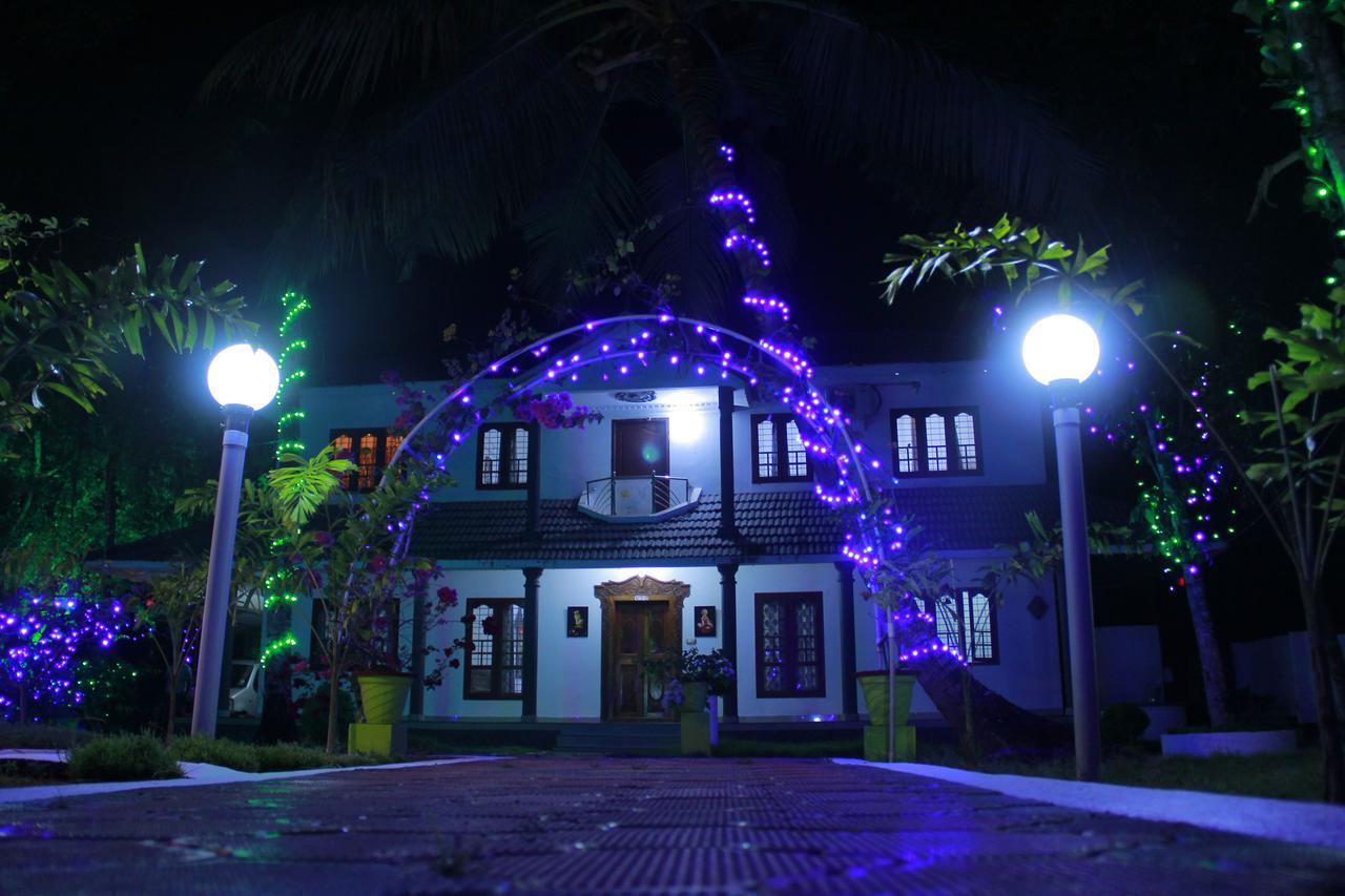 Marari Peterland Apartamento Alappuzha Exterior foto