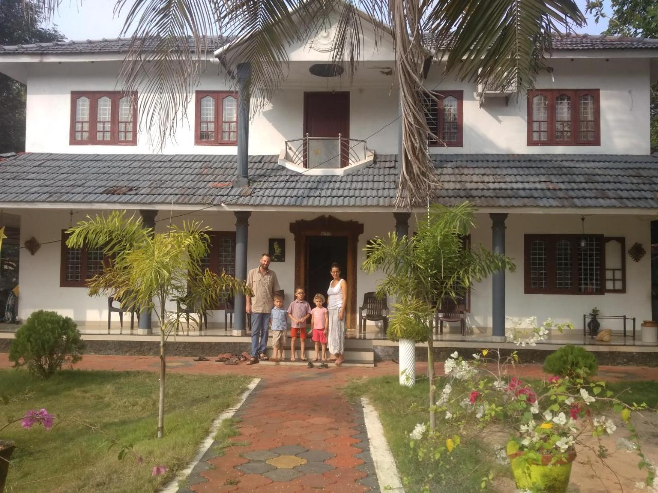 Marari Peterland Apartamento Alappuzha Exterior foto